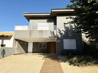 Recanto Real - Two-storey home with elevator